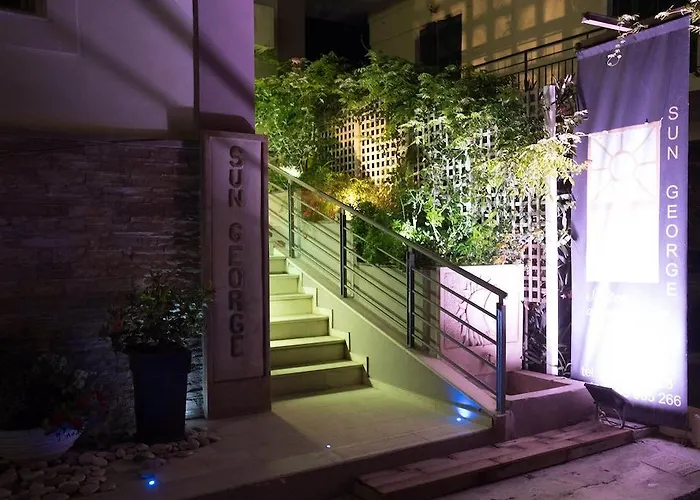 Sun George מלון דירות